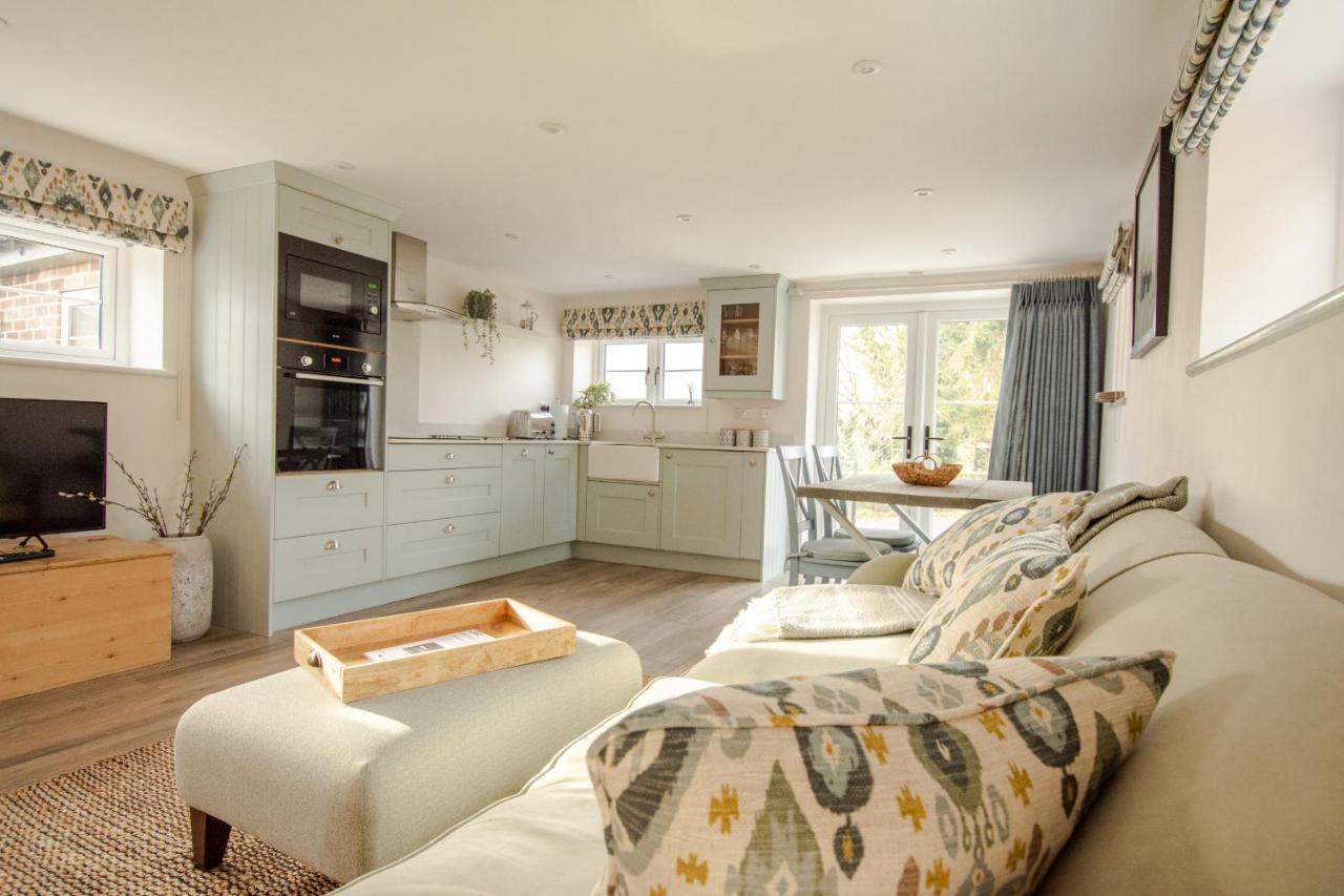 Finwood Green Farm Holiday Cottages-The Calf Shed And The Milk Parlour Henley-in-Arden Exterior foto